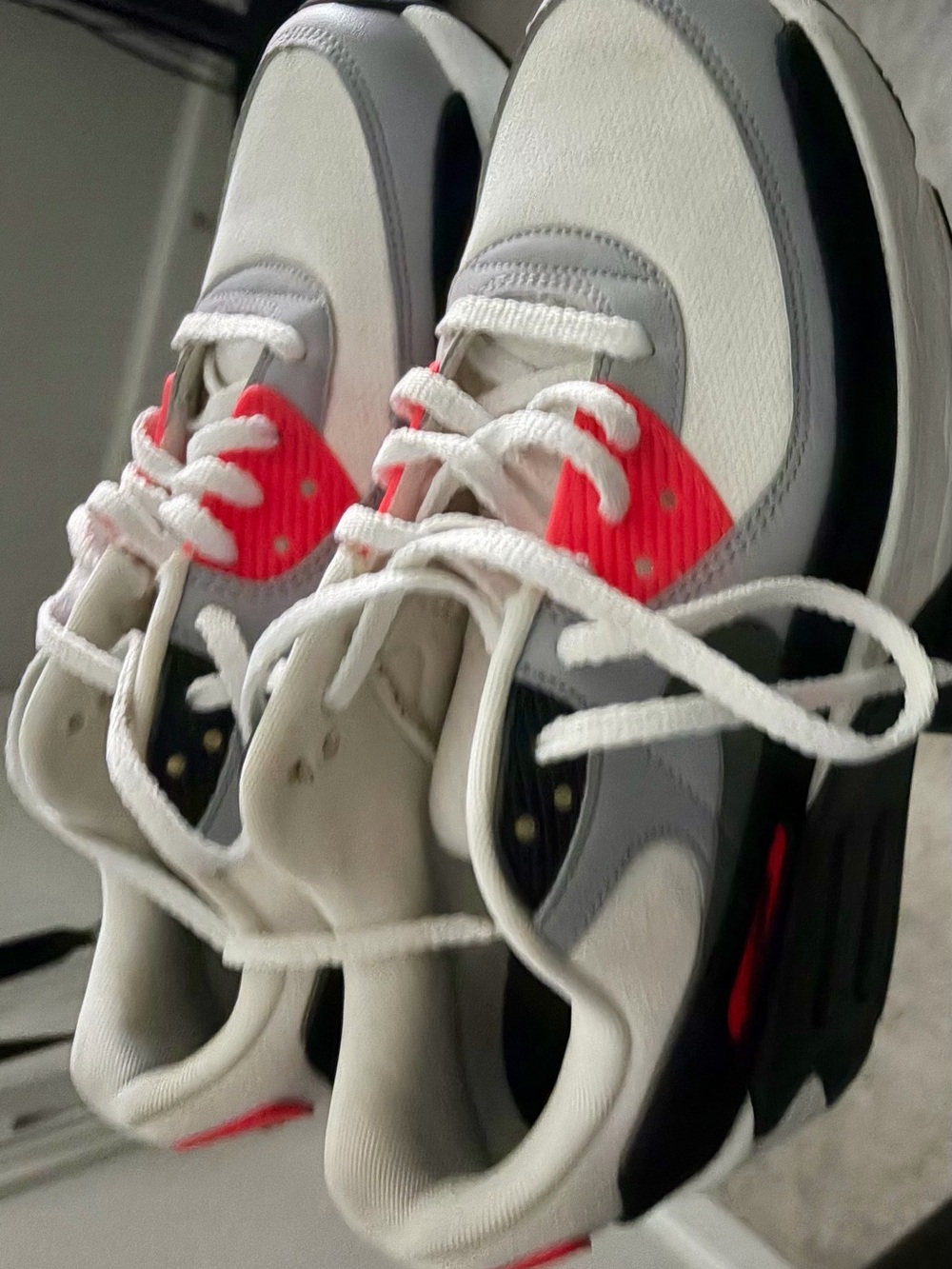 Nike Air Max-Style White, Gray & Coral Athletic Sneakers